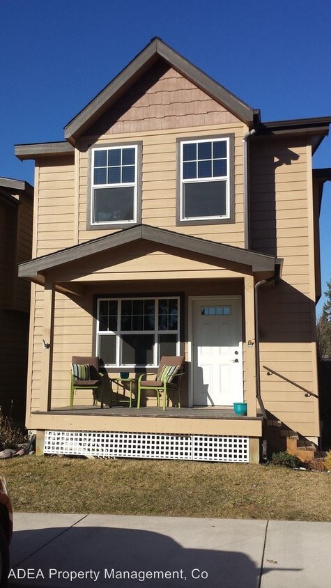 Primary Photo - 3 br, 2.5 bath House - 2337 S. 3rd St W. #2