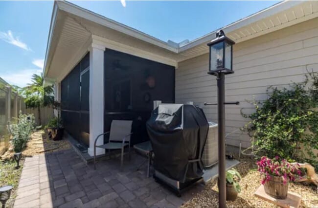 Foto del edificio - 30 Fairhope Dr