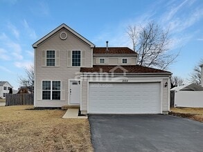 Building Photo - 3103 Meadowsedge Ln