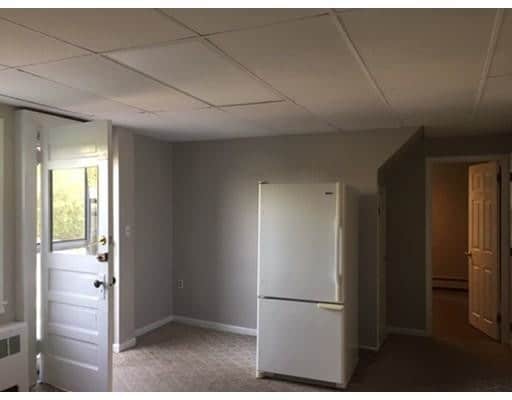 Building Photo - 208 Blackstone St