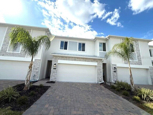 Building Photo - 120 Bogey Dr