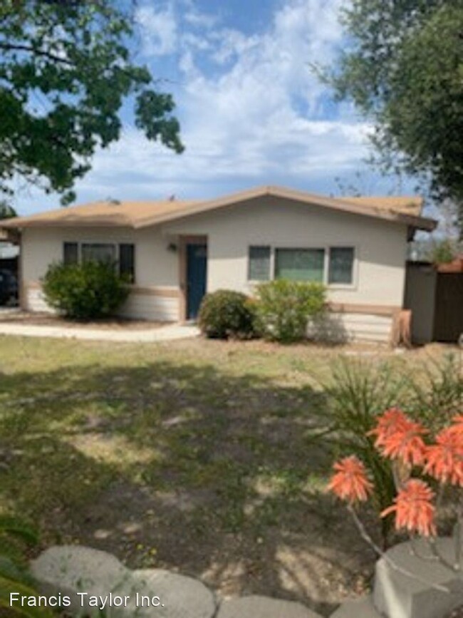 Building Photo - 2 br, 1 bath House - 914 E 5th Avenue