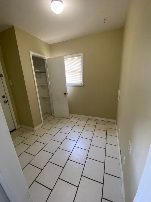 508 Storey Ave Unit Storey 508, Midland, TX 79701 Room for Rent in
