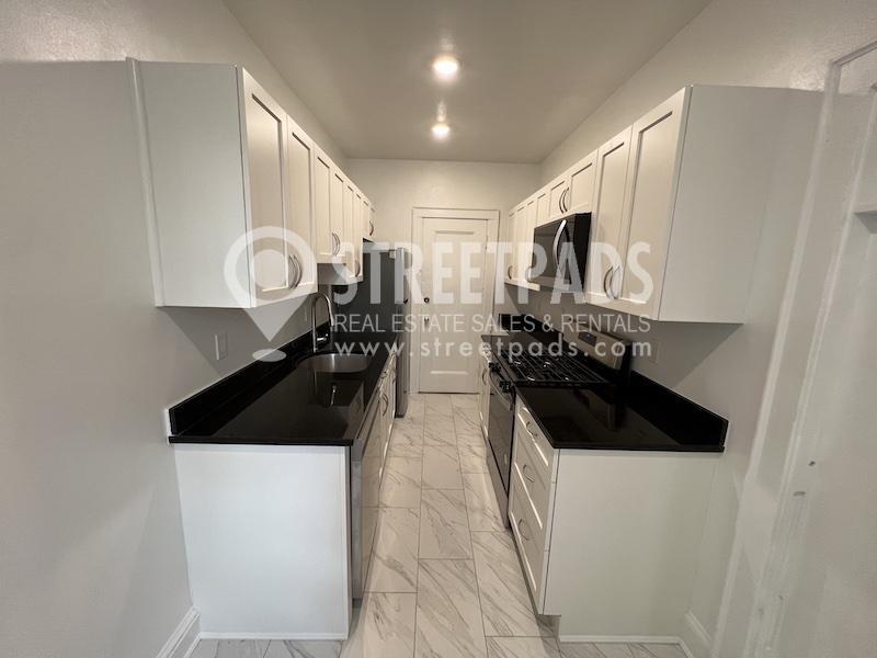 Foto principal - 1 bedroom in Boston MA 02135