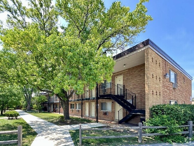 Building Photo - 8506 N Waukegan Rd