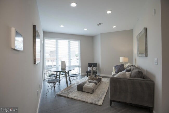 Foto del edificio - 1508 Ridge Ave