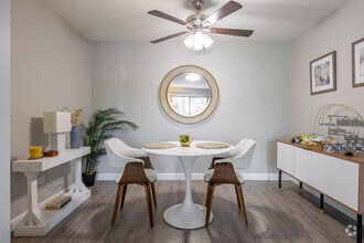 Building Photo - The Clayson