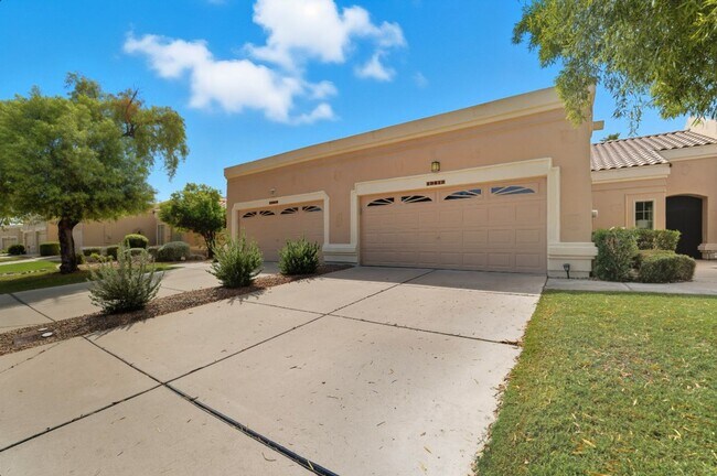 Foto del edificio - Welcome to this stunning 2-bedroom, 2-bath...