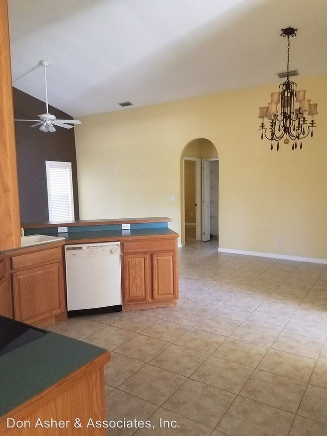 Building Photo - 3 br, 2 bath House - 7641 Georgeann Street