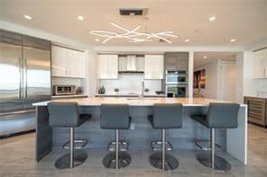 Building Photo - 3 br, 3.5 bath Condo - 100 E Las Olas Blvd...