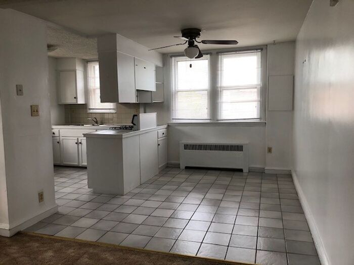 Building Photo - One Bedroom for Rent / Mayfair 19136