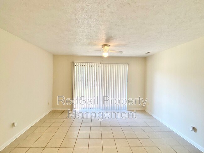 Foto del edificio - 129 Haverford Ct