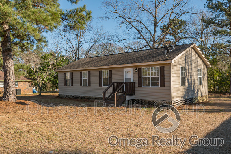 Primary Photo - 132 Hillcrest St