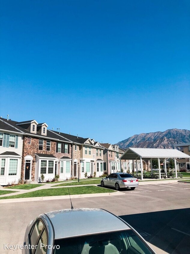 3 br, 1.5 bath House 1024 W 500 S House Rental in Provo, UT