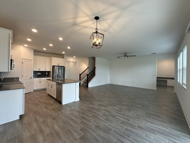 Foto del edificio - 5632 Quiet Palm Lp