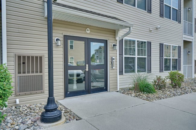 Building Photo - Mi-Place at West Rancocas