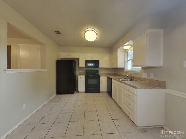 Building Photo - 4008 Segram Ct