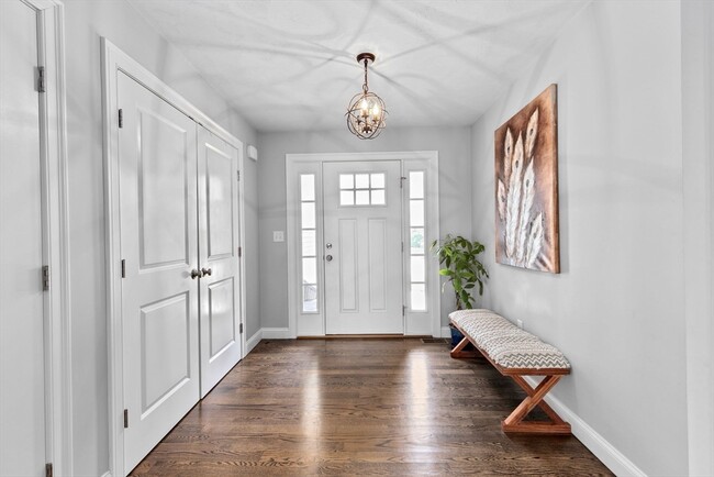 Building Photo - 21 Pasture Brook Rd