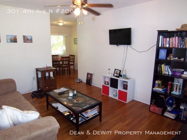 Building Photo - One Bedroom Downtown at Colony Apartments