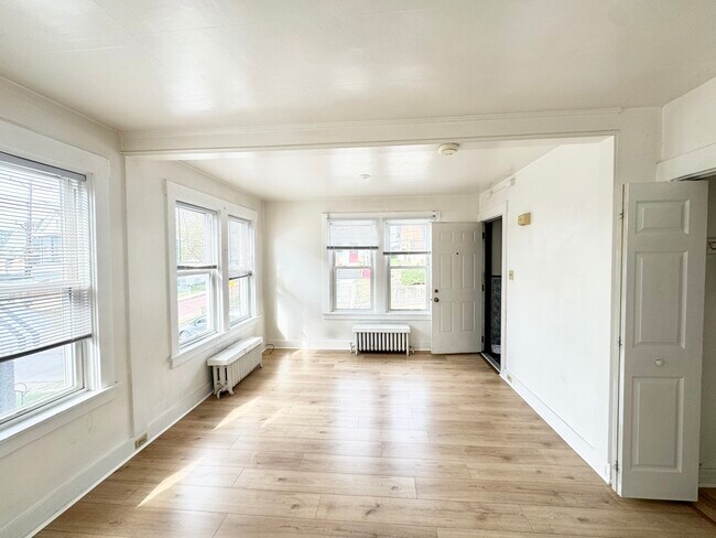 Foto del edificio - 304 Elizabeth Ave