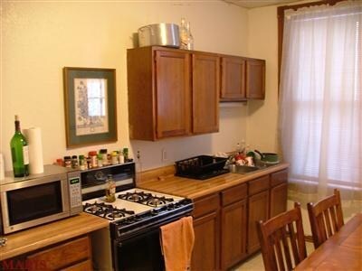  - 1209 Allen Ave
