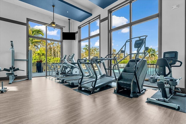 81 West Apartments Fitness Center - 81 West