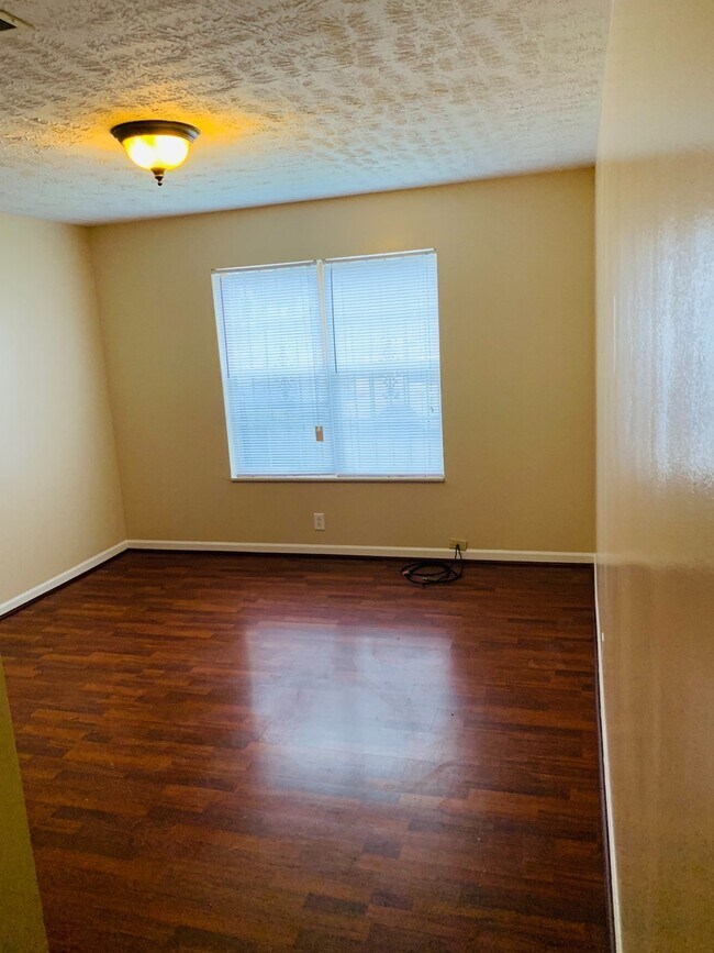 Building Photo - Buena Vista Cottage for Rent!