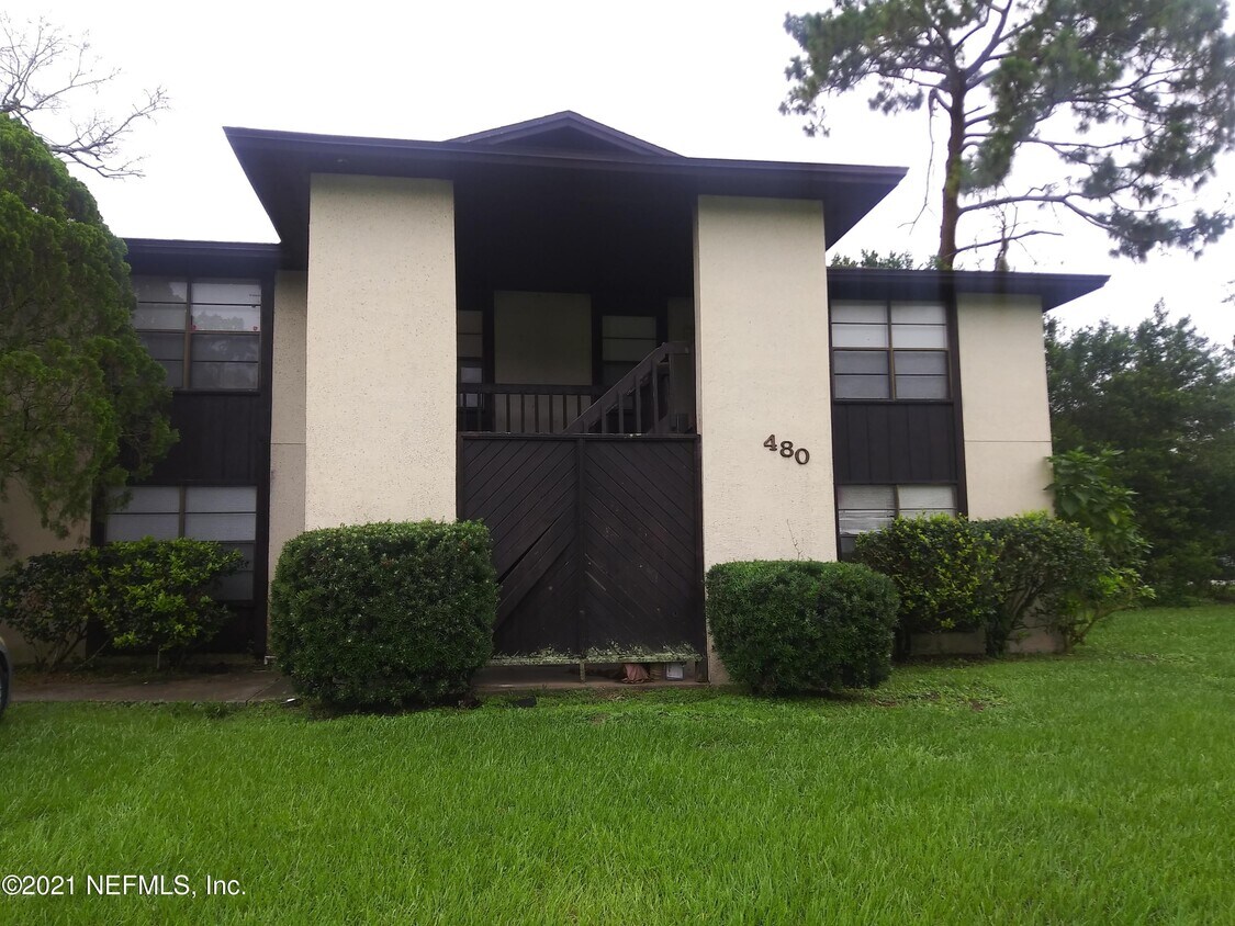 Primary Photo - 480 Bentwood Ln