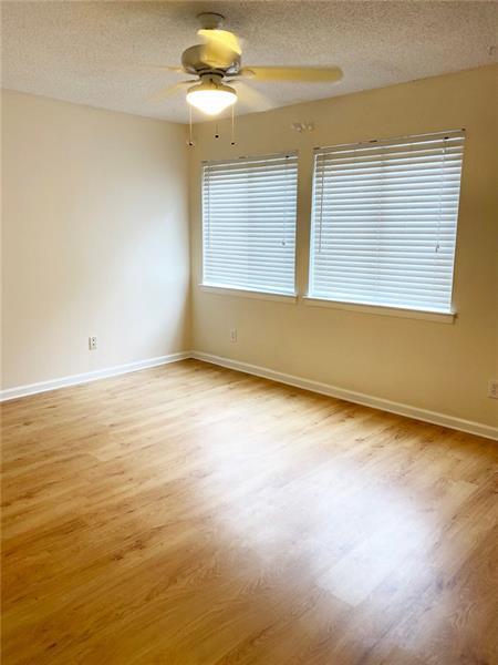 Foto del edificio - 4266 Roswell Rd NE