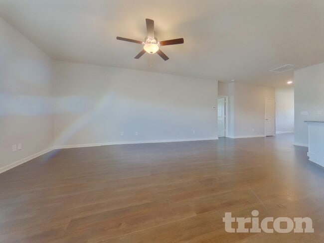 Foto del edificio - 116 Cypress Point