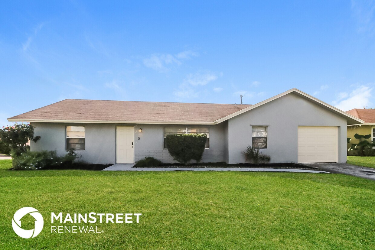 Foto principal - 2152 NE 1st Ct