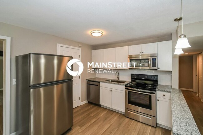 Building Photo - 3 Bedroom Pet-Friendly Home in ORANGE PARK...