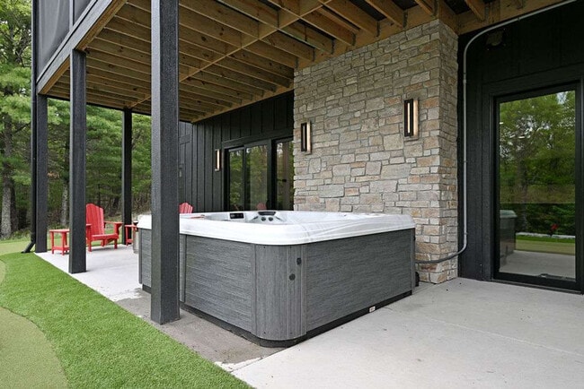 Foto del edificio - 1678 Archer Ave