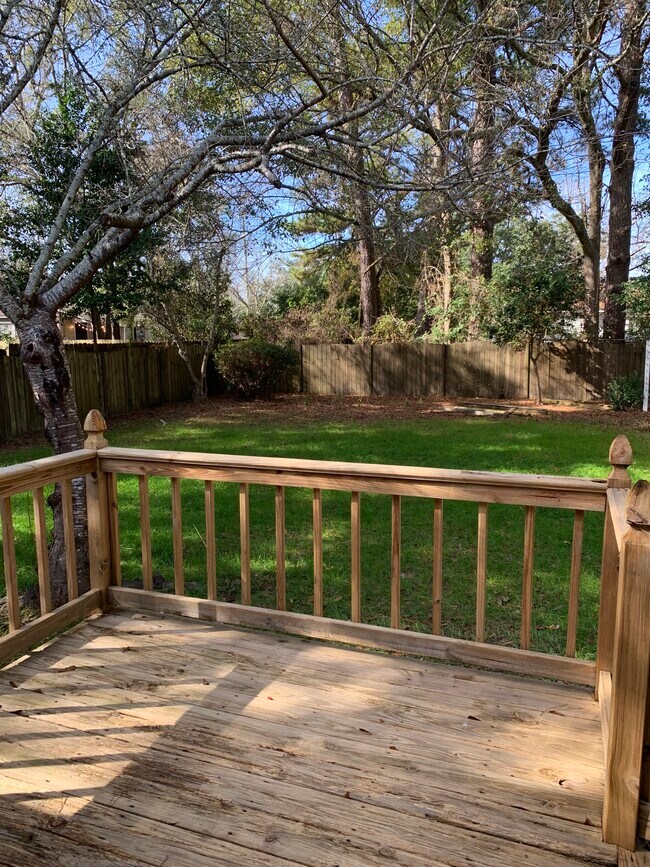 Foto del edificio - 114 Ellinor St