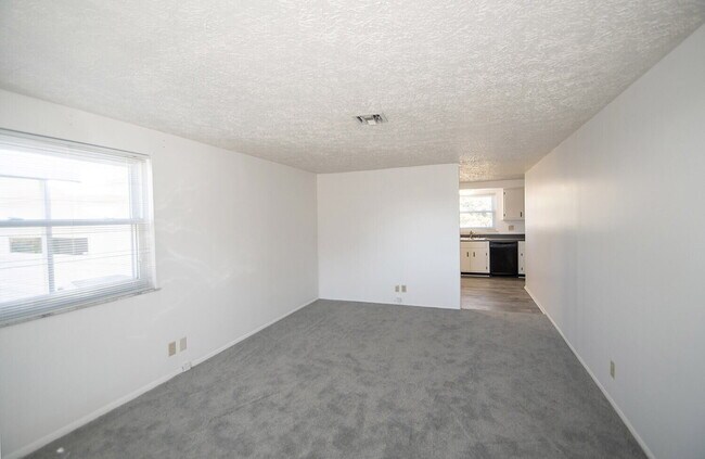 Foto del edificio - Easy Living on the Southeast Side