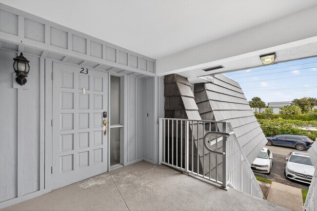 Foto del edificio - 423 Pine Tree Ct