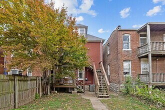 Building Photo - 4036 Flad Ave