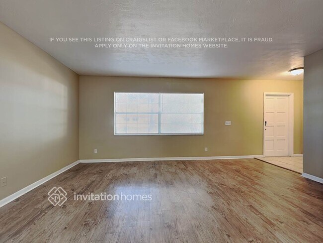 Building Photo - 12718 Sebring Blvd