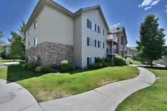 Building Photo - 1484 Westbury Way