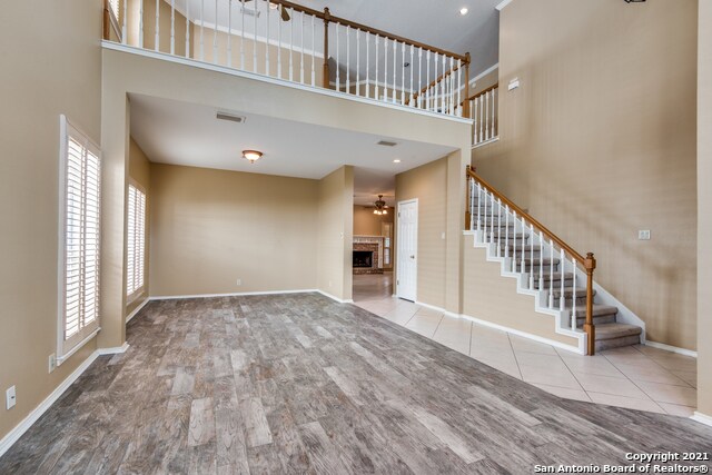 Foto del edificio - 2130 Mollys Way Dr
