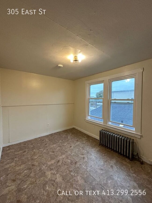Building Photo - 305 East St