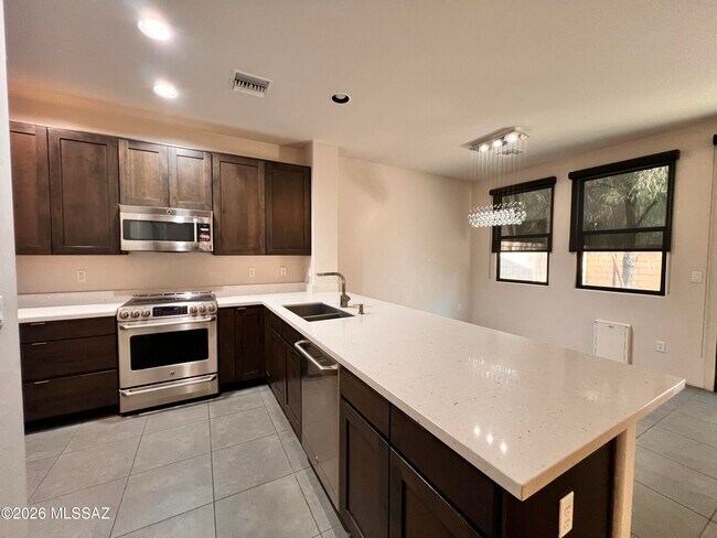 Foto del edificio - 391 E Calderwood Rd