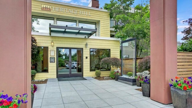 Building Photo - 1250 S Puget Dr