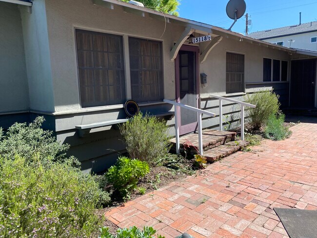 Building Photo - 15118 Burbank Blvd