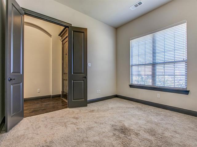 Foto del edificio - 6201 Savannah Oak Trail