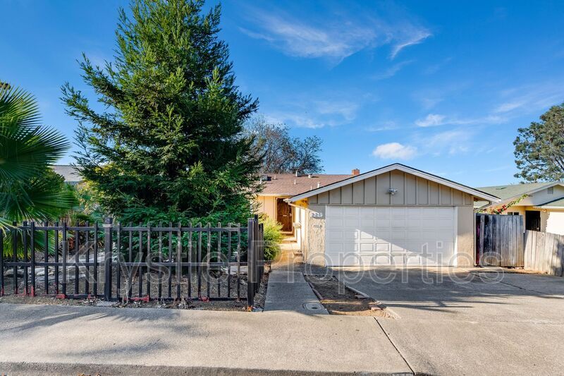 221 Redwing St, Vallejo, CA 94589 House for Rent in Vallejo, CA