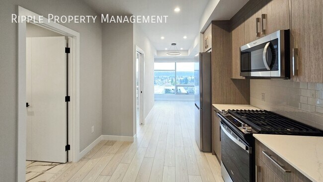 Photo du bâtiment - Modern 2 Beds, 1 Baths Apartment/Condo | N...