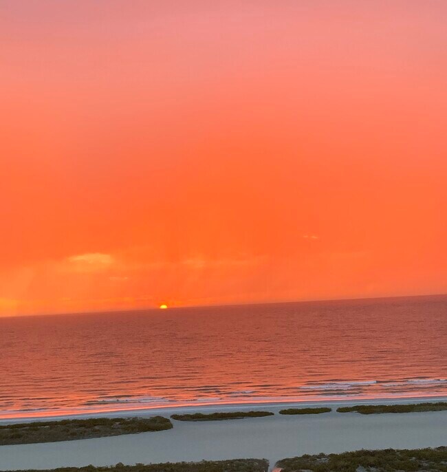 Foto del edificio - 1230 Gulf Blvd
