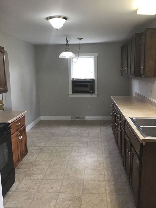 Building Photo - Charming 3-Bedroom Home in Mont Alto