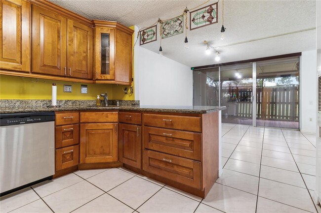 Foto del edificio - 7010 SW 112th Ct